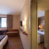 Triple Room (2 Adults + 1 Child)