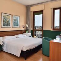 Economy Triple Room