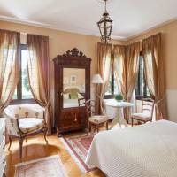 Deluxe Room (2 Adults + 1 Child)
