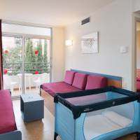 Apartment (2 Adults + 2 Children)