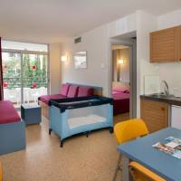 Apartment (2 Adults + 1 Child)