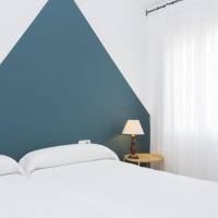 Two-Bedroom Apartment (4-6 Adults)