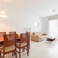 Three-Bedroom Apartment (2-6 Adults)