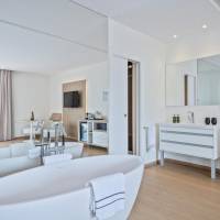 Grand Premium Room with Sea View (3 Adults)