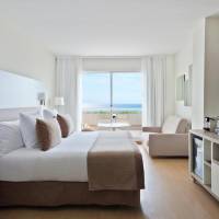Premium Room with Sea View (2 Adults + 1 Child)