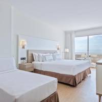 Double Room (2 Adults + 1 Child)