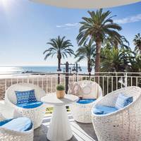 Three-Bedroom Apartment with Sea View - Paseo de la Ribera 15