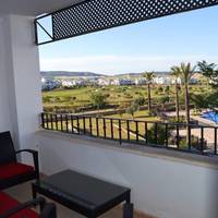 Apartment with Pool View 