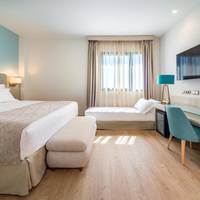 Superior Twin Room with Extra Bed (2 adults + 1 child)