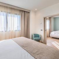Junior Suite with Extra Bed (2 Adults + 1 Child)