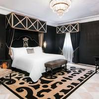 Reales Alcazares Suite