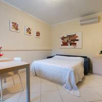 Studio (2 Adults) - Ground Floor