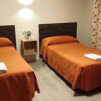Twin Room with Private Bathroom