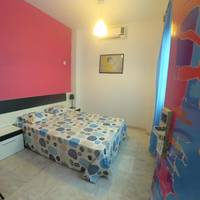 Single Room with Shared Bathroom