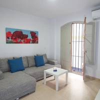 One-Bedroom Apartment (1-4 Adults)