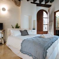 Studio Apartment, Calle Conteros