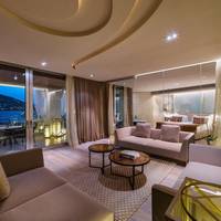 Presidential Suite with Sea View & SPA access