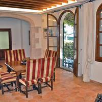 Seven-Bedroom Holiday Home