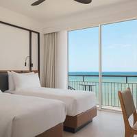 Deluxe Twin Room with Sea View