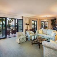 Anacapa King Suite