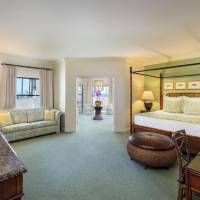 Penthouse King Suite