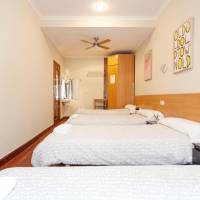 Quadruple Room with Shared Bathroom