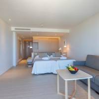 Family Room (2 Adults + 2 Children)