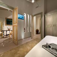 Suite (2 Adults)
