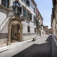 One-Bedroom Apartment - Casa Verdi - Via Dietro Pallone 12