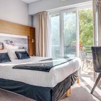 Classic Double Room with Garden View and Terrace
