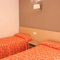 Two-Bedroom Apartment (5 Adults)