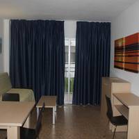 Two-Bedroom Apartment (6 Adults)