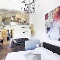 Suite with Balcony and Garden View