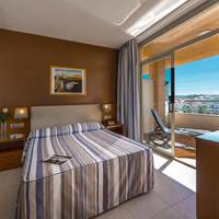 Suite (2 Adults)