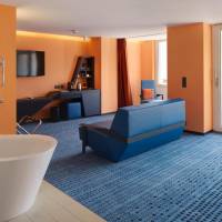 Junior Suite with Lake View