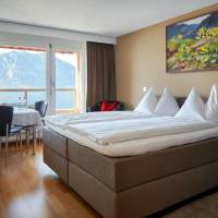 Classic Double Room with Balcony and Lake View