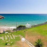 Family Apartment with Sea View
