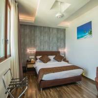 Deluxe Double Room with Sea View and Complimentary Transfer 