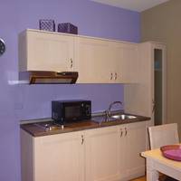 Studio 3 (4 Adults)