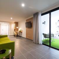 Family Suite (4 Adults)