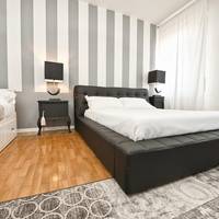 Double Room with extra bed with Shared Bathroom