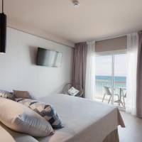 Deluxe Suite with Sea View