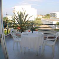 Superior One-Bedroom Apartment (4 Adults)