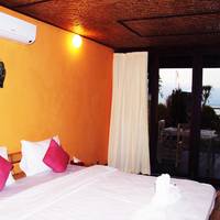 Room Bamboo 2