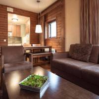 One-Bedroom Apartment with Sauna