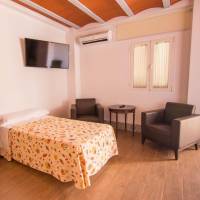 Standard Double or Twin Room with Garden View