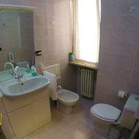 Single Room with Shared Bathroom