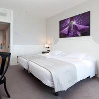 Deluxe Twin Room with Sea View