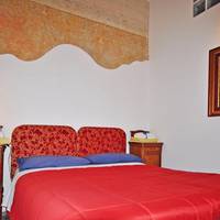 Double or Twin Room with Bathroom