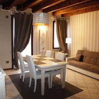 One-Bedroom Apartment with Balcony